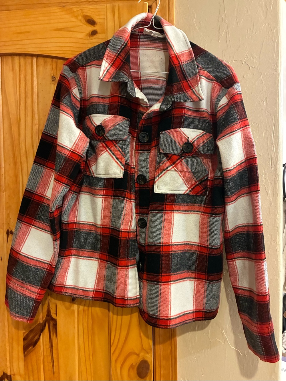 Steve Madden large Red, Black & White Plaid Button-Up Shacket